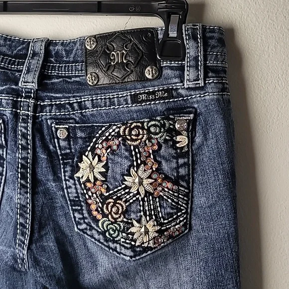 Miss Me Jeans Signature Skinny Floral Stitching Size 28 - Picture 3 of 9